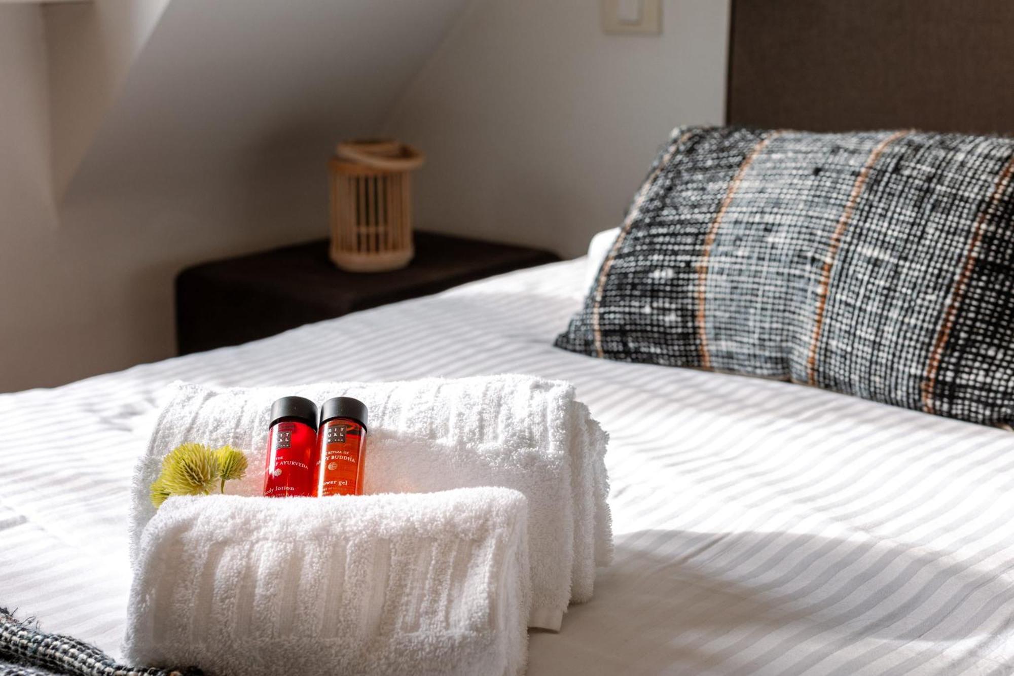 Charming Spacious Duplex Apt With Private Parking In Knokke 아파트 외부 사진