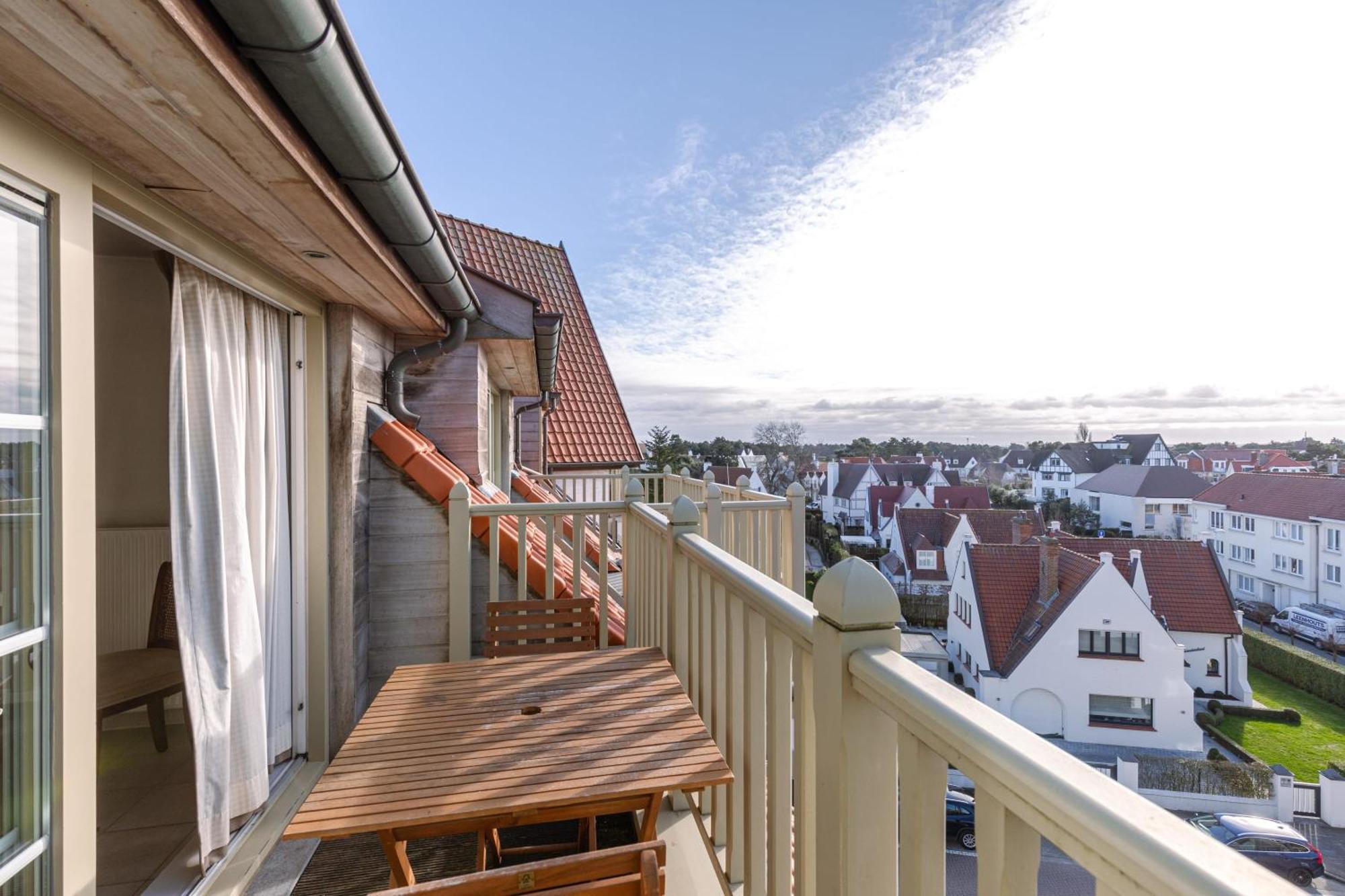 Charming Spacious Duplex Apt With Private Parking In Knokke 아파트 외부 사진